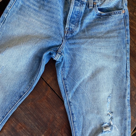 Levi’s White Oak Selvedge Jeans - Picture 9 of 9
